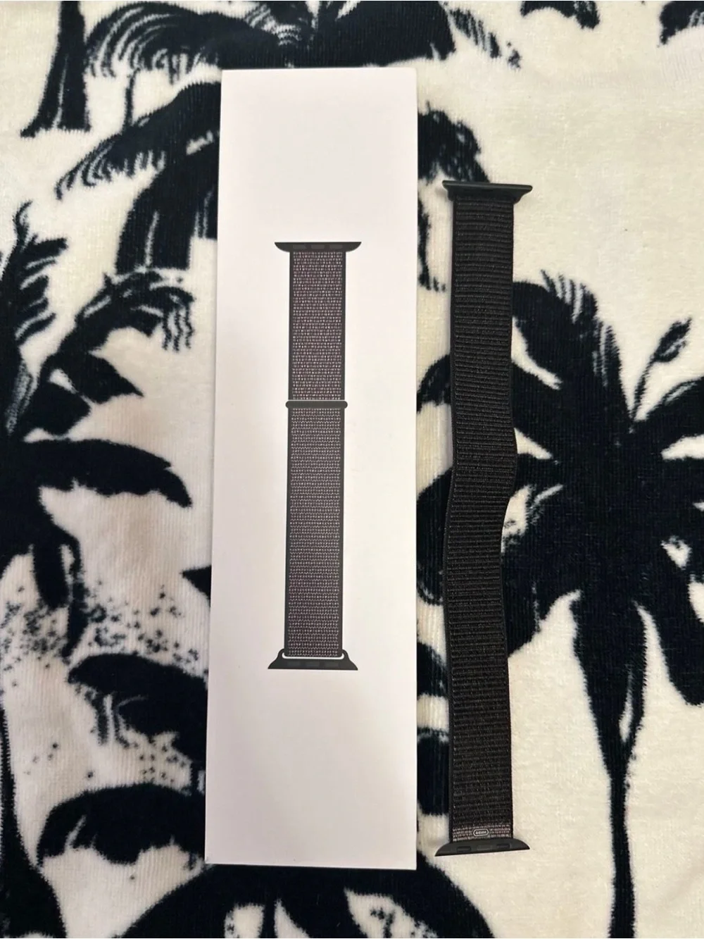 Apple Watch Black Woven Sport Loop Band 44MM